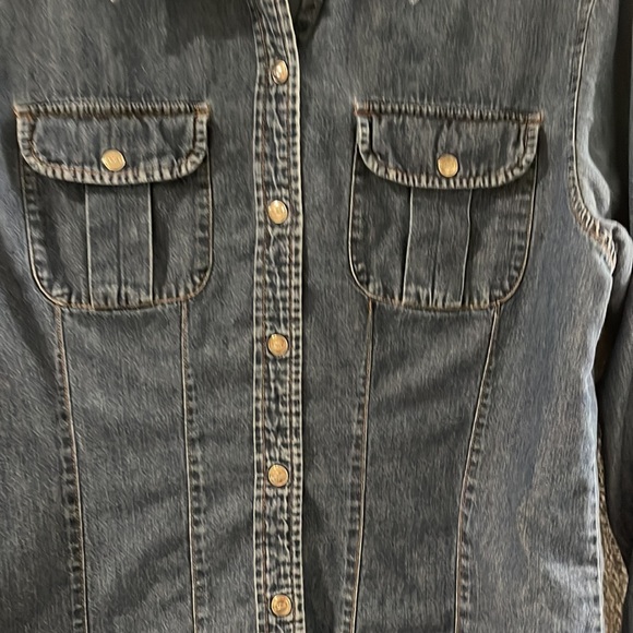 Club Monaco cotton denim snap western top - Picture 2 of 7